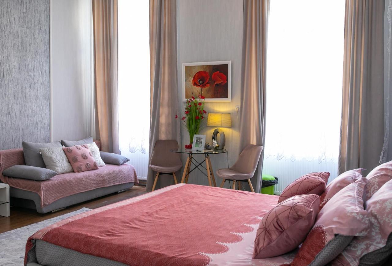 Casa Larisa Lejlighed Arad Eksteriør billede